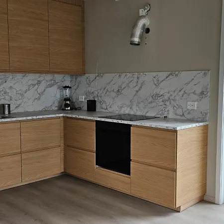Apartment Brand New 3br By The Sea With Garden - 3 Minutes From By Train *