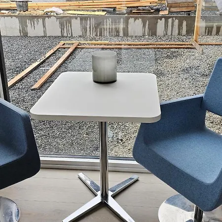 Apartment Brand New 3br By The Sea With Garden - 3 Minutes From By Train *
